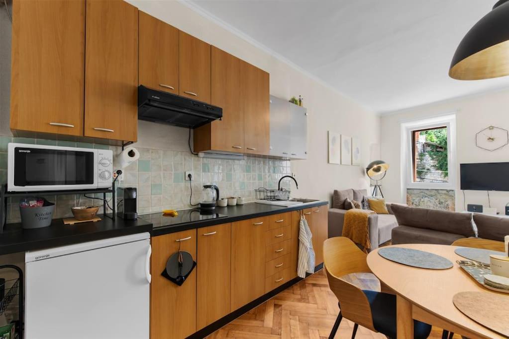 Fresco Residence- In The Center Of Appartement Pula